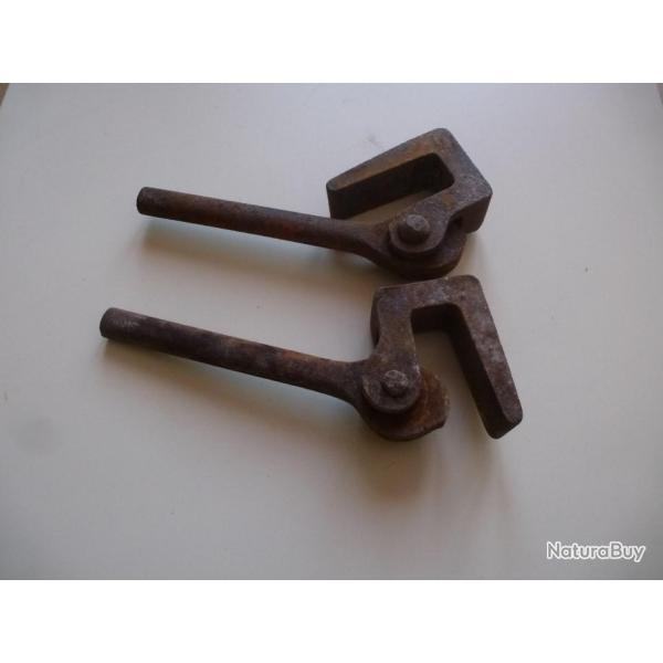 + PINCE POUR PORTER PLAQUE BLINDEE DE TRANCHEE