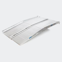 Lot de 2 rampes pour fauteuil roulant pliante en aluminium 152,5 x 72 cm 270 kg maximum gris 3416007