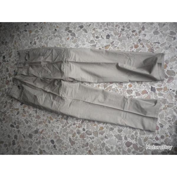 pantalon  beige   taille 44  typeTREILLIS  produit Treesco  ripstop neuf
