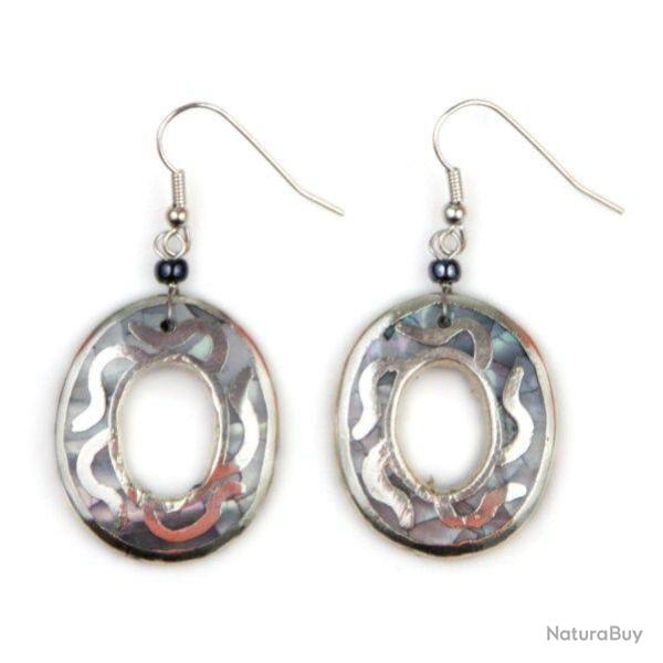 Boucles d'oreilles en m�tal cisel� en nacre