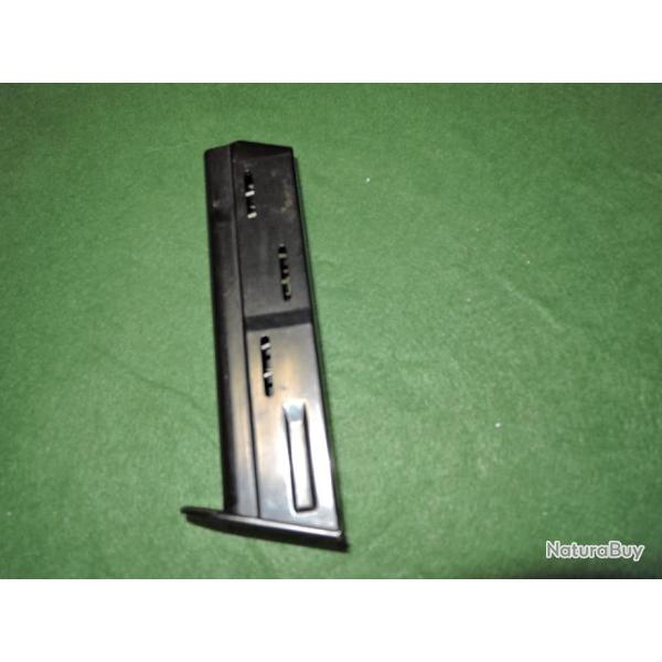 Rare chargeur de H&K VP70 mythique pistolet polym�re (le premier de sa g�n�ration)