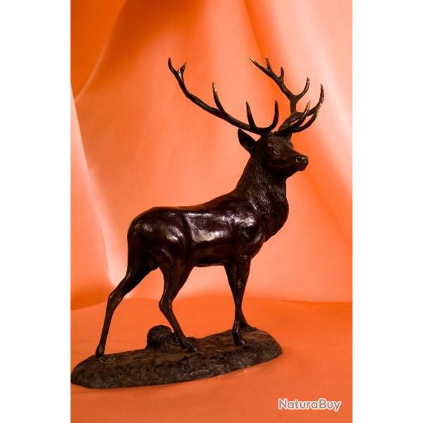 BRONZE ANIMALIER - CERF ENTIER