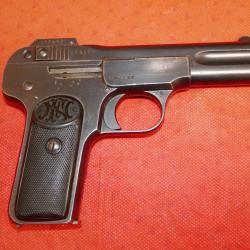 Pistolet BROWNING 1900 en 7,65mm "le grand  anc&ecirc;tre"