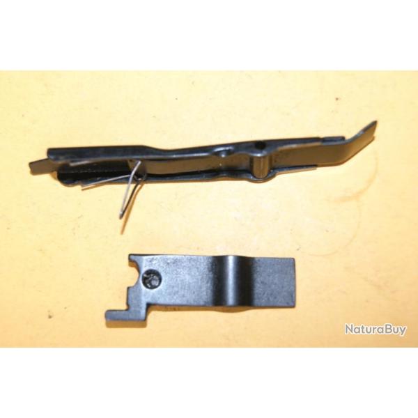 lot grand arr�toir de cartouche + ressort + petit de fusil BERNARDELLI -(d8k78/80