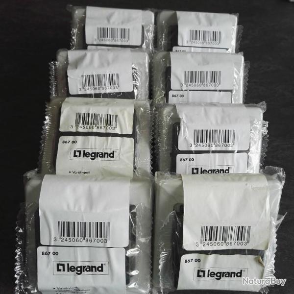 Lot de 8 va et vient � encastrer plexo complet neuf Legrand