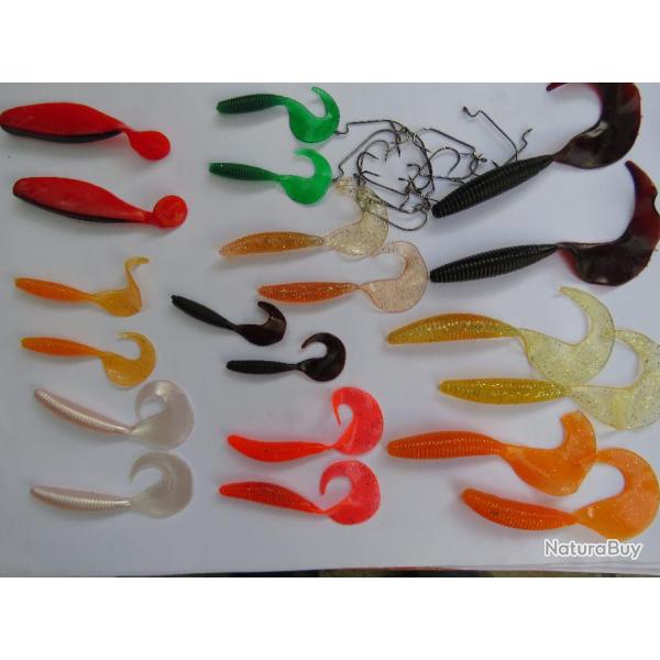 Lot de 30 Leurres souples + 15 hame�ons texans PRIX CASSE