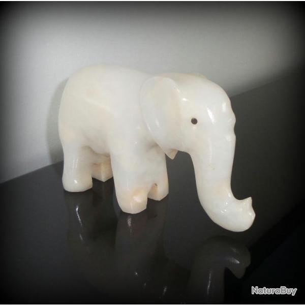 El�phant blanc en onix-Objet de vitrine-Objet de d�coration-El�phanto