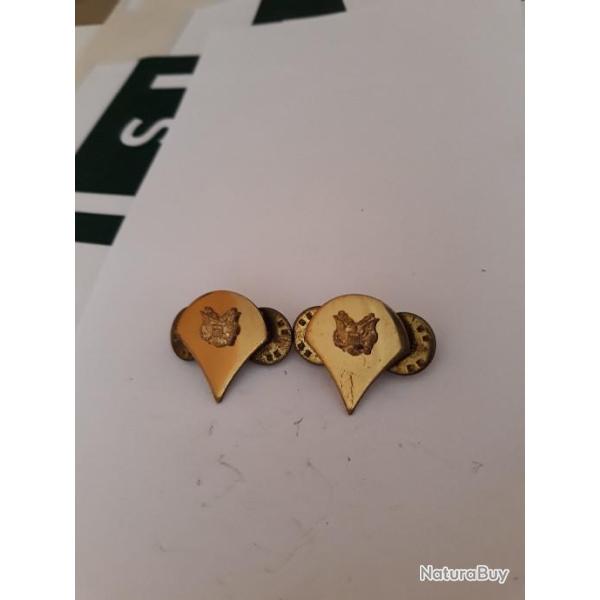 Paire de grade mtal  arme us first class spcialiste original