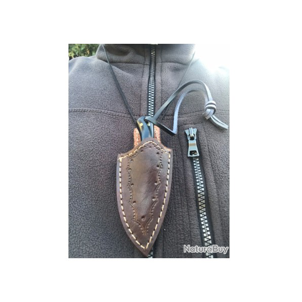 Petit couteau de chasse � lame fixe (4)