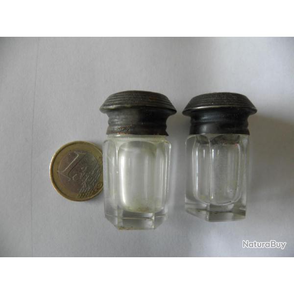 paire antique poivrires en plaque argent et cristal