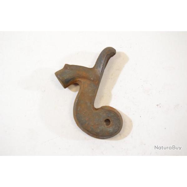 chien pour fusil de chasse � broche,poudre noire.  Brut de fabrication � finir. Restauration (J)