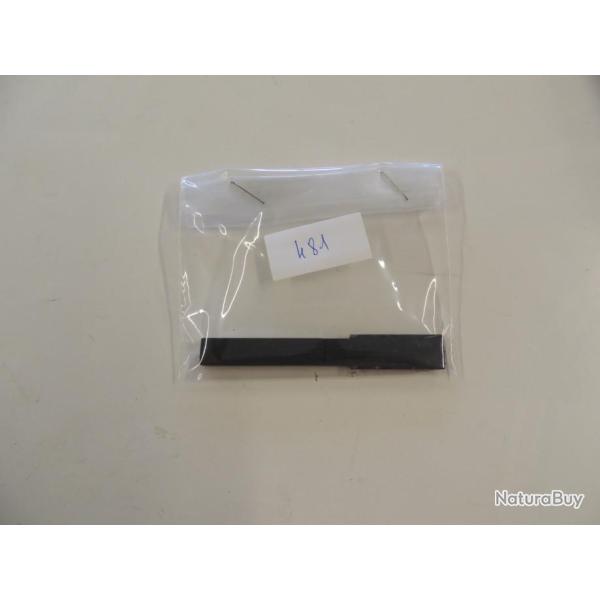 RI 481 POUSSOIR D ARMEUR