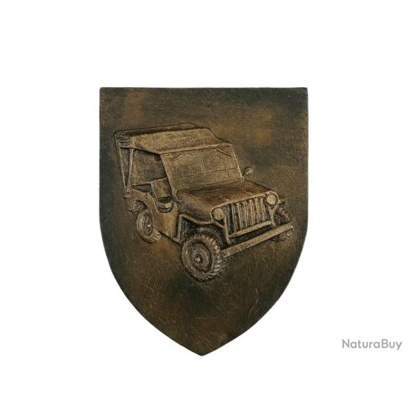 Blason Artisanal avec accroche au dos repr�sentant une JEEP US WW2 (a)