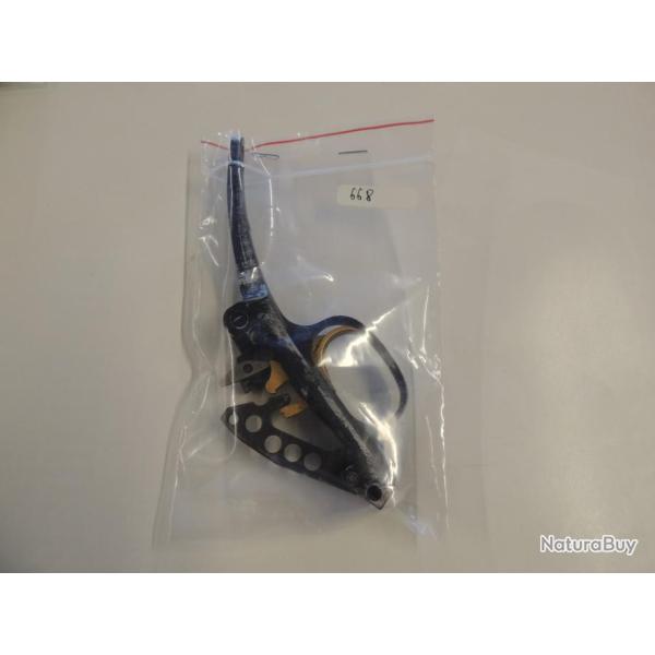 BW5 668 SOUS GARDE COMPLETE