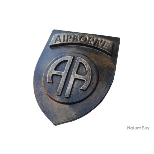 Blason Artisanal repr�sentant l'embl�me de la 82� Airborne  ( Finition bronze )