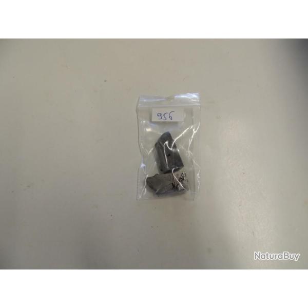 CHA 956 JEU DE MARTEAU