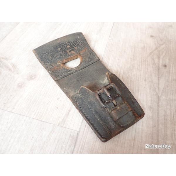1887 : Porte fourreau gros mod�le pour baionnette Vetterli, glaive, sabre, faschinenmesser... suisse