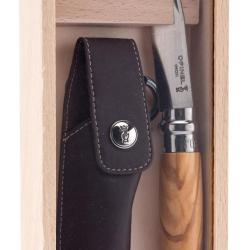 Couteau de chasse pliant Opinel manche olivier