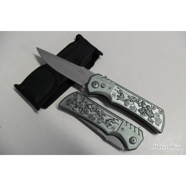 Couteau Automatique Lame Acier Dent�e 9 Cm Manche Acier Grav� 11,5 Cm Chasse P�che Bivouac