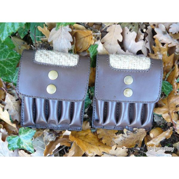 Lot: 2 beaux tuis cuir dco tissus...