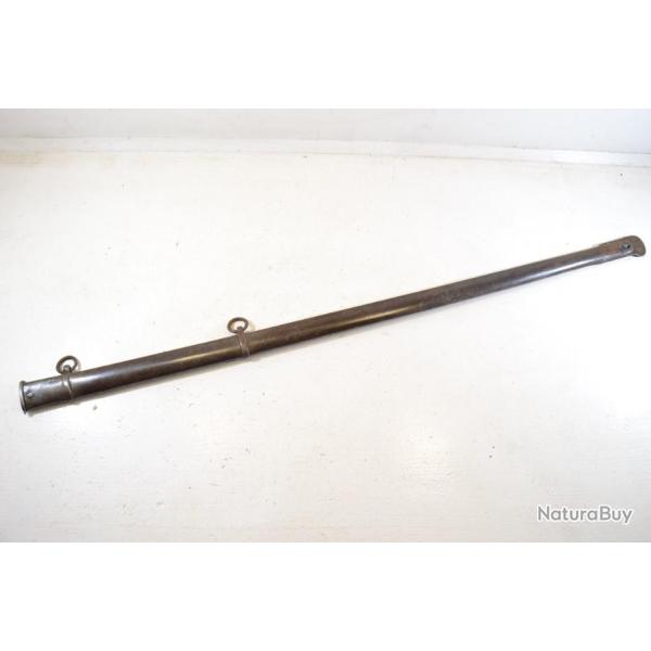 Fourreau d'pe  identifier. Deux anneaux  lame droite, 19e Sicle. 1855 ou chasseur de Vincennes ?