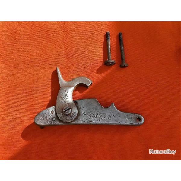 Platine �  avec visseries ancienne platine � silex PL118