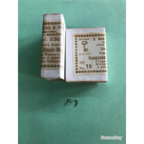 100 Hame�on n 19 palette ref 530 forg� bronz� renvers� � pointe rentrante simple peche feeder mustad