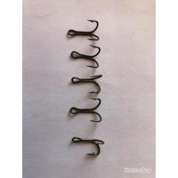 10 hame�on double n 10 IDEM  r�f 9908 bz limerick equerre 90 degr�s p�che carnassier MUSTAD