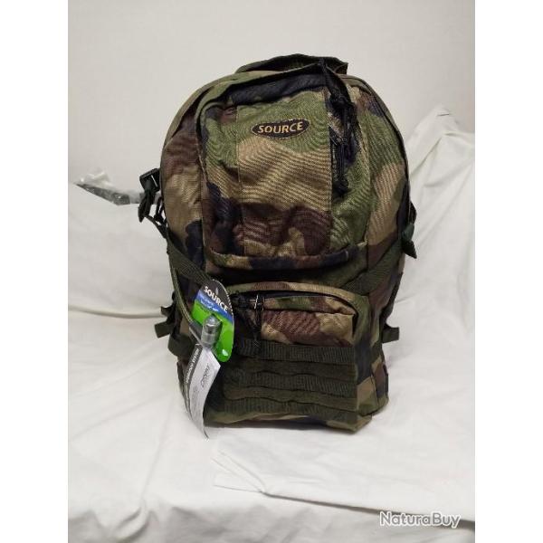 SAC A DOS DE MARQUE SOURCE NEUF CAMOUFLAGE CENTRE EUROPE camelback  (MARQUE Source) top qualit