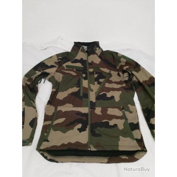Blouson softshell camouflage CE neuve (membrane goretex dupont top confort) neuve softshell