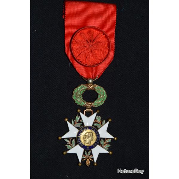 ETOILE D'OFFICIER LEGION D'HONNEUR-4� REPUBLIQUE-OFFICER FRENCH LEGION OF HONOR (1946-1958)