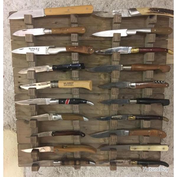 PRESENTOIR MURAL 20 COUTEAUX EN BOIS de SAPIN FINITION VIEILLI (Manche maxi 25mm) - cr�ation unique