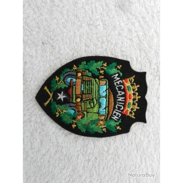 Insigne badge militaire franais mcanicien