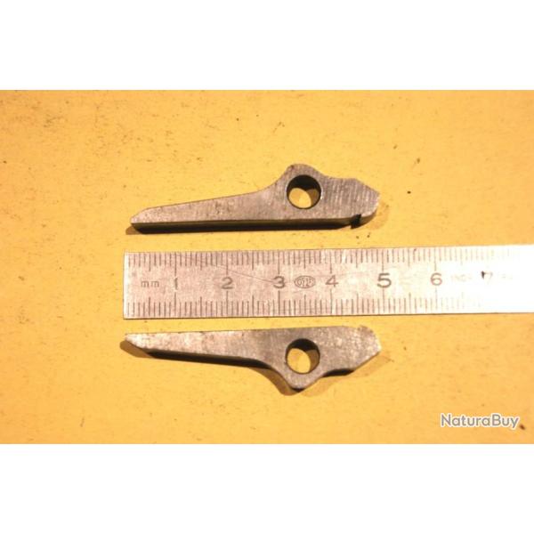 lot paire armeurs de fusil MAS -  (d8ab17/18)