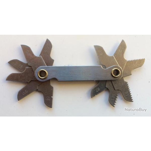 1 JAUGE DE FILETAGE 12 LAMES METRIC