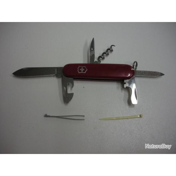 N3945- COUTEAU VICTORINOX SPORTSMAN ROUGE + ANNEAU- NEUF!!!