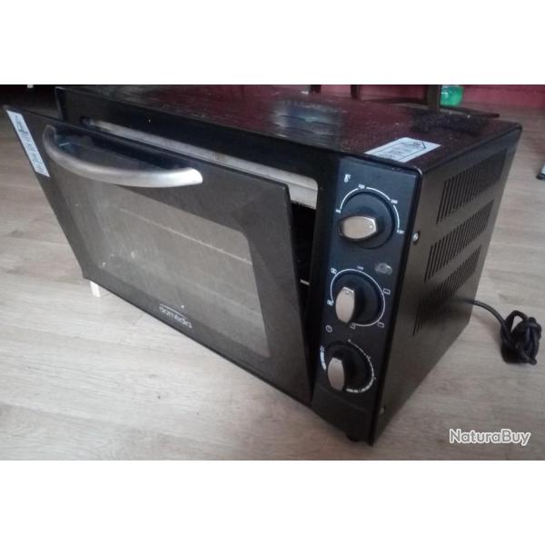 Four multifonctions 1600W