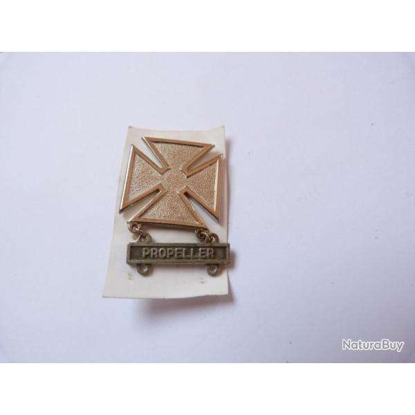 INSIGNE METAL MARKSMAN,QUALIFICATION PROPELLER,MODELE VIET-NAM