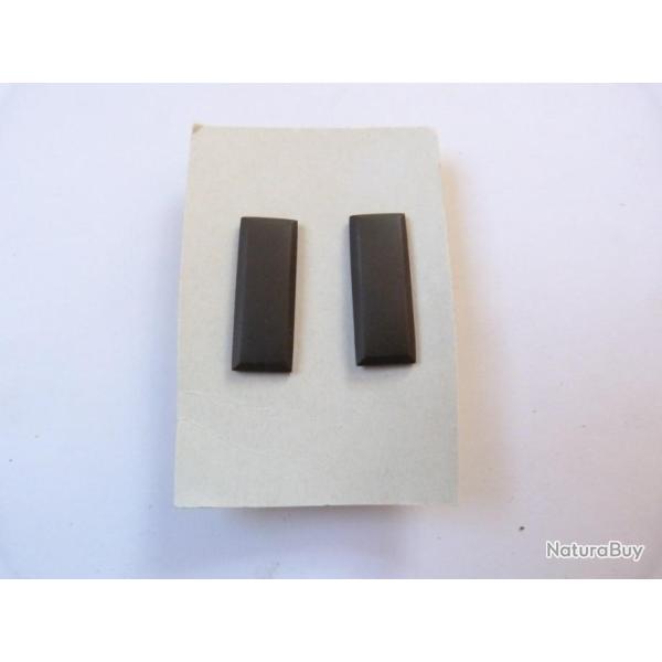 PAIRE D'INSIGNES  METAL DE LIEUTENANT,MODELE NOIR