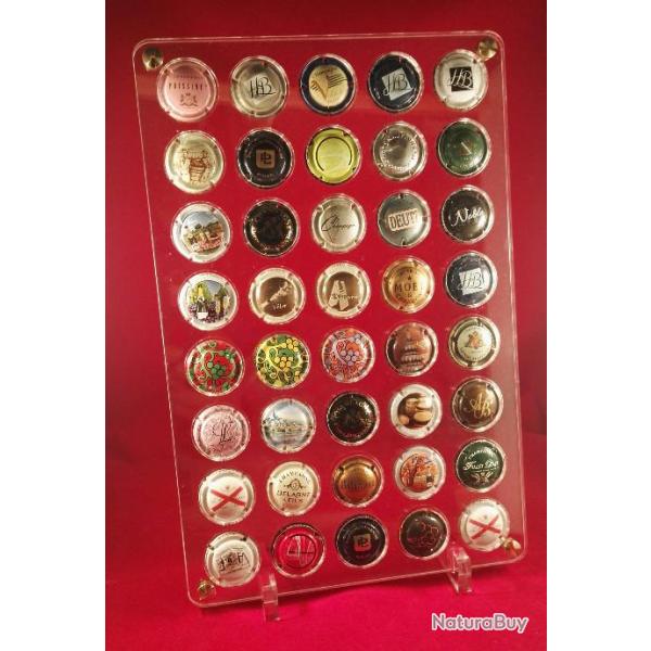 Superbe pr�sentoir plexi pour 40 plaques de muselets PRE14