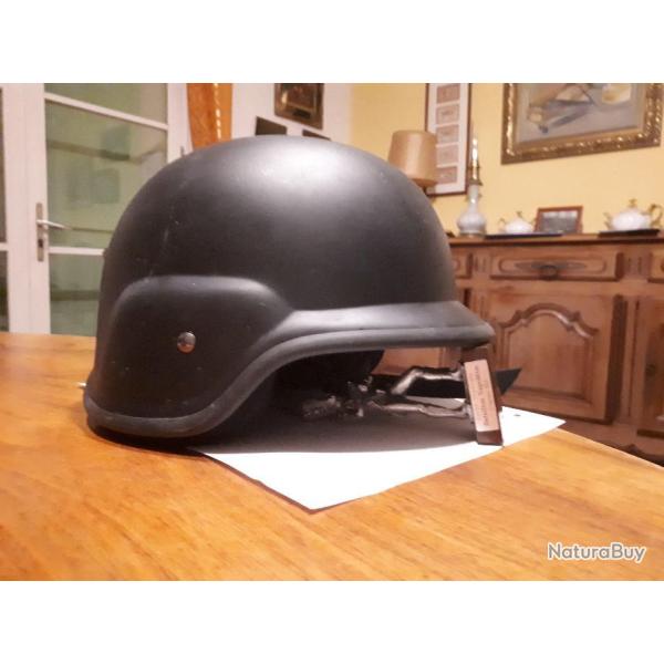 Casque type swat equipe d'intervention ideal paintballl