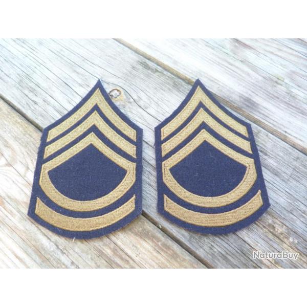 PAIRE D'INSIGNES EN TISSU DE TECHNICAL SERGEANT,CHEVRONS OLIVE