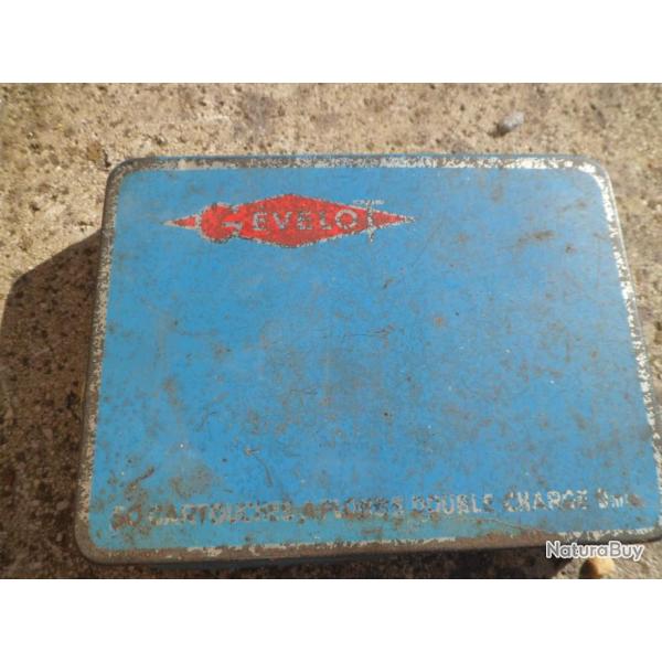 Ancienne boite de cartouches Gevelots 9mm Flobert contenant 14 cartouches