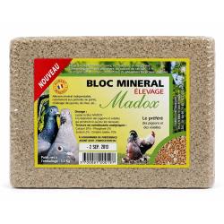 Bloc min&eacute;ral pour volailles 3,5 kg - PERRIN MADOX