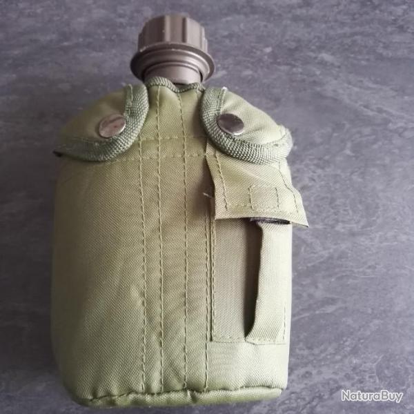 Gourde mod�le US avec housse