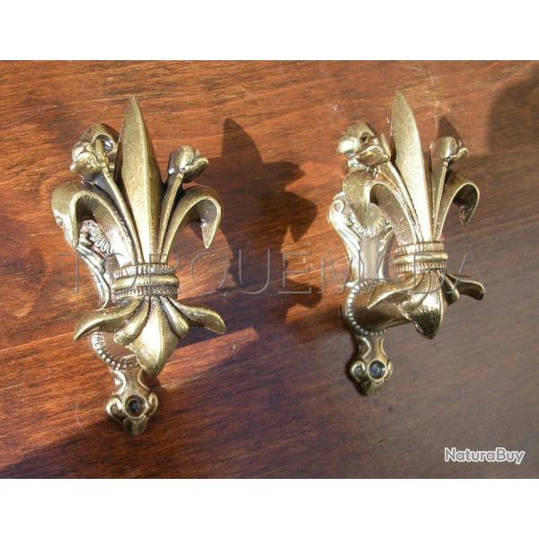 Lot 2 pat�res chasse Fleur de Lys Dor�es/porte fusil