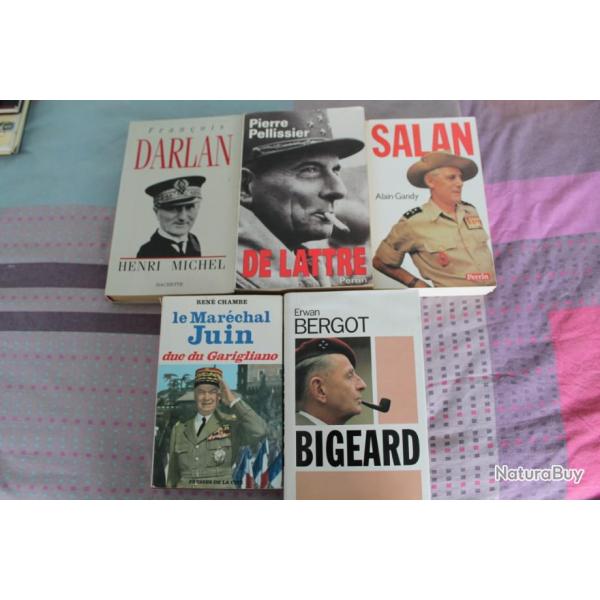 Lot  5 ouvrages personnages arm�e fran�aise