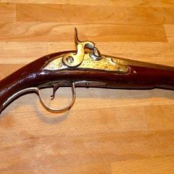 Pistolet  &agrave; silex transform&eacute; en percussion ('Officier) XIX