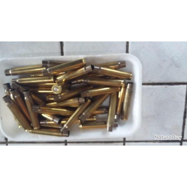 ETUIS et DOUILLES  METALLIQUES cal 9,3X62 tir�es une fois