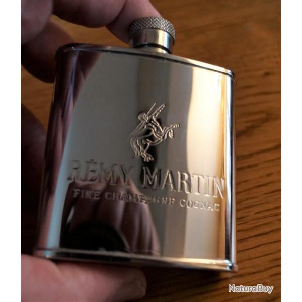 BELLE PETITE FLASQUE POUR LA CHASSE + BEAUX MARQUAGES EN CREUX